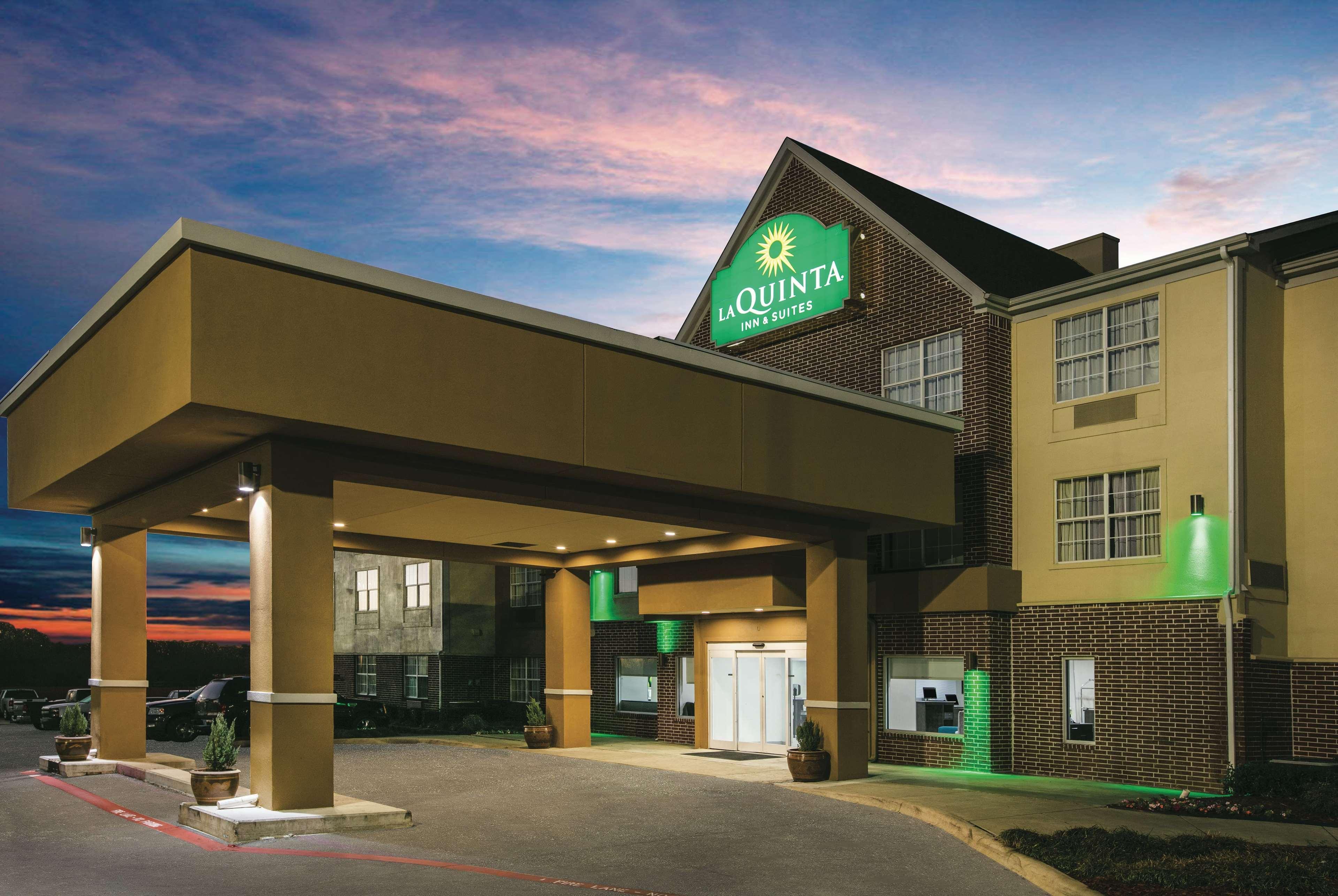 La Quinta By Wyndham Dallas Hotel 3*