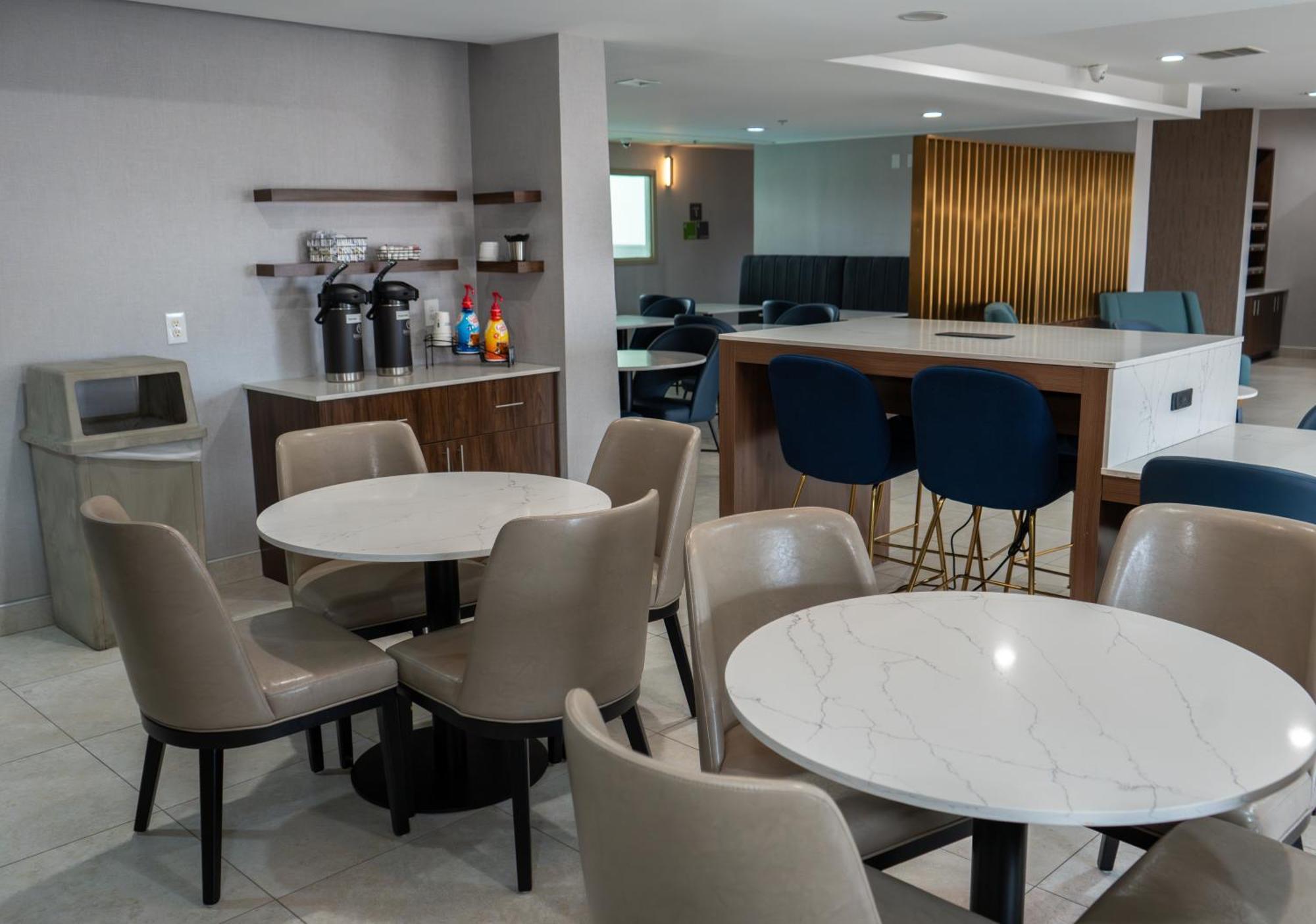 Hotel La Quinta By Wyndham Dallas Mesquite