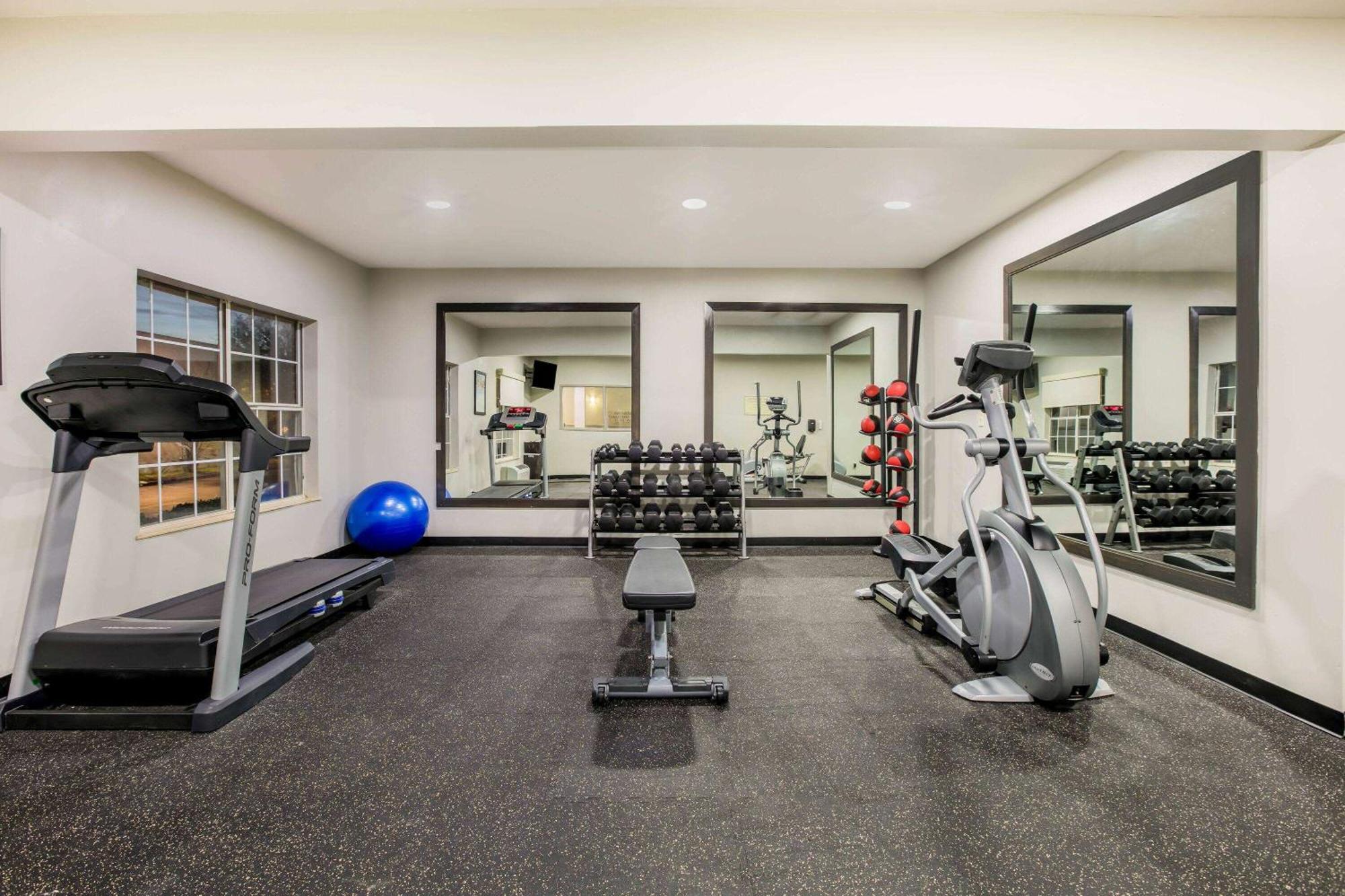 La Quinta By Wyndham Dallas Hotel 3*