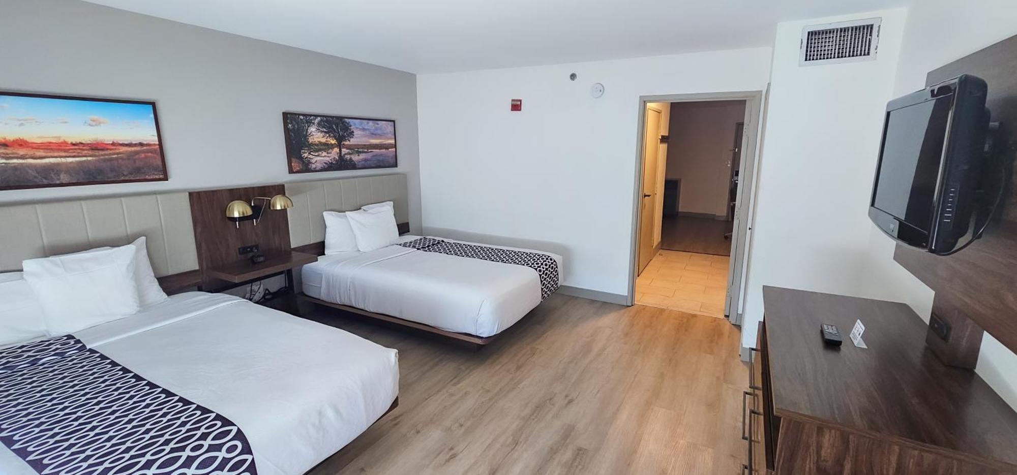 Hotel La Quinta By Wyndham Dallas 3*