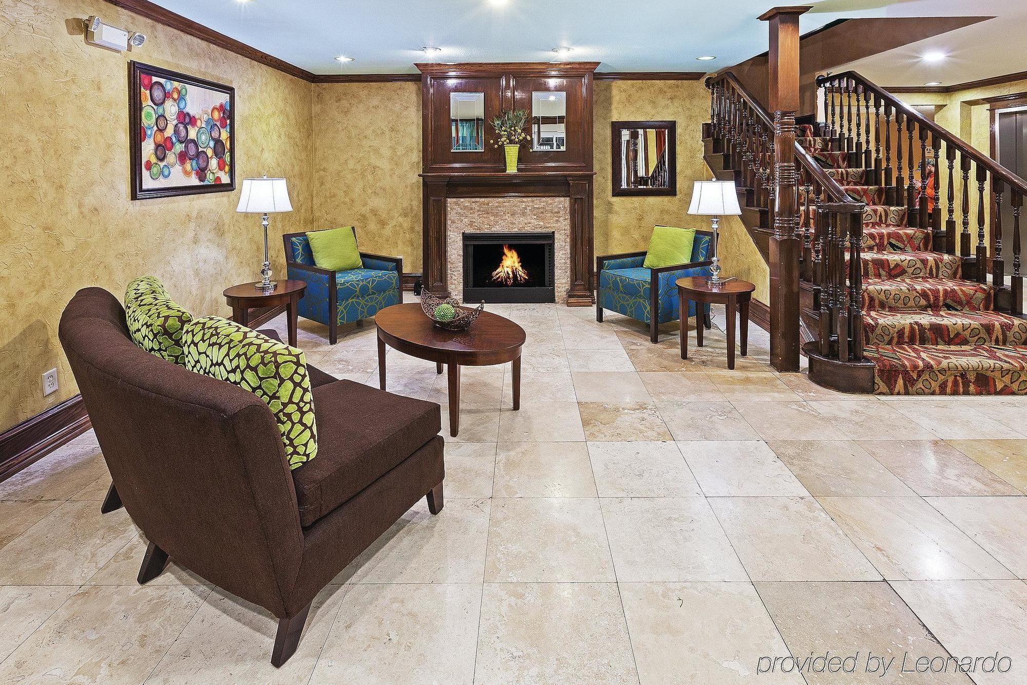 Hotel La Quinta By Wyndham Dallas 3*